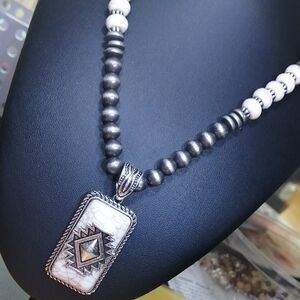 Indigenous Inspired Replica Of White Buffalo Turquoise Navajo Pearls Necklace
